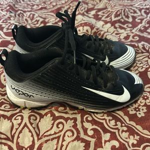 Nike baseball cleats and pants, 3Y and Nike baseball pants